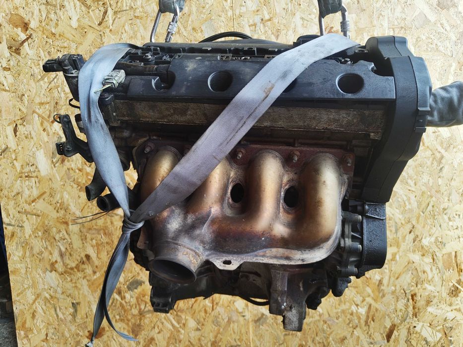 Citroen C4 C5 Xsara Peugeot 807  307 406 Silnik 2.0 16V EW10 RFN