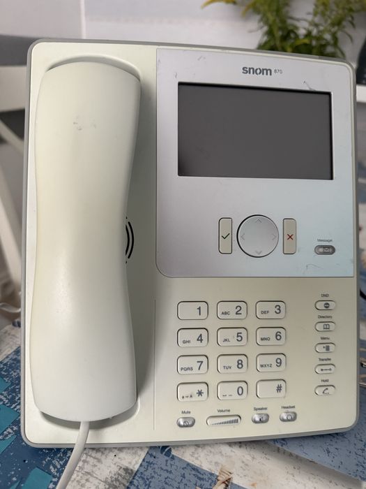 Telefon stacjonarny, przewodowy, biurowy SNOM 870 IP