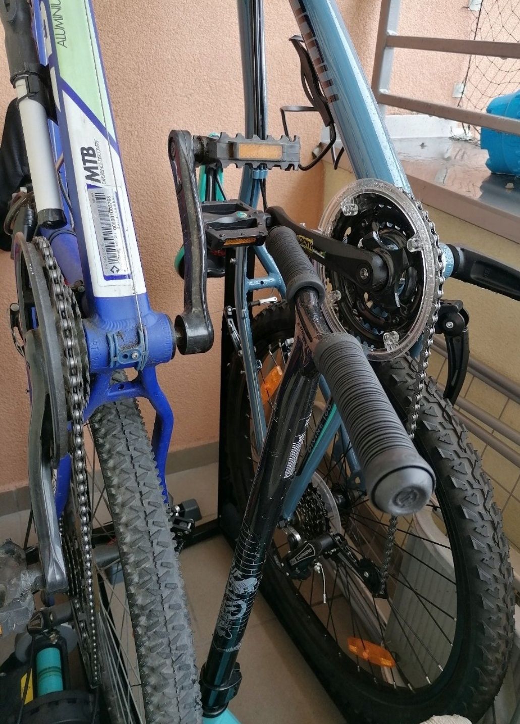 Nowy sprytny stojak na rower uchwyt rowerowy na balkon taras do domu