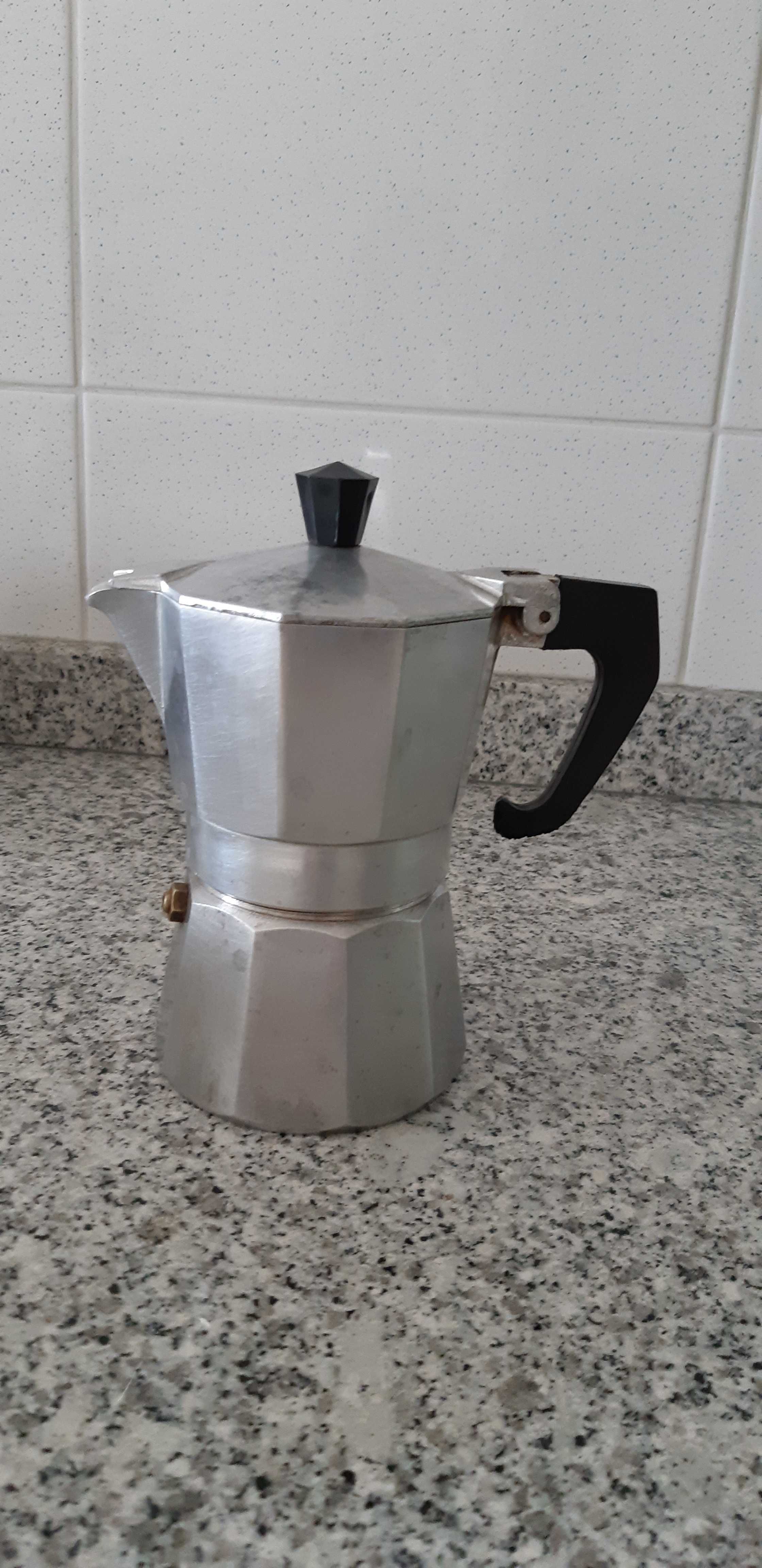 Cafeteira para 2 chávenas