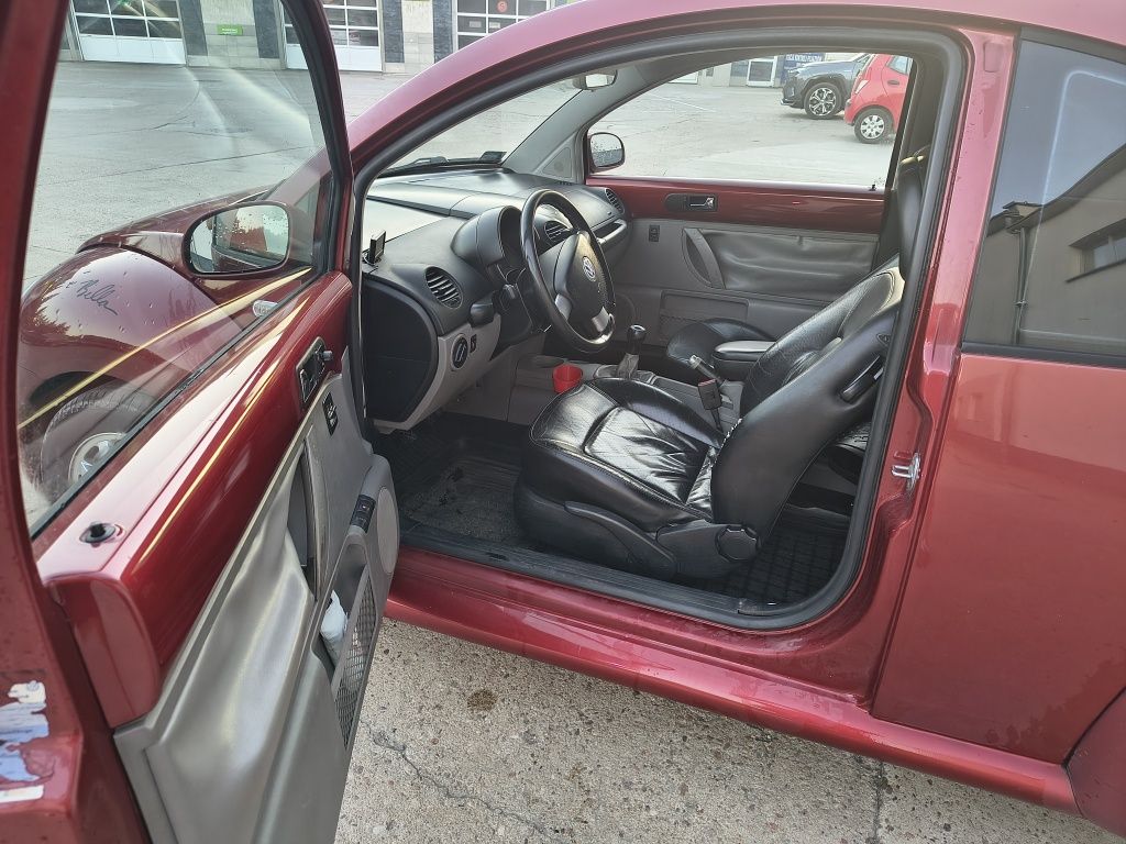 Volkswagen new Beetle 1.9 TDI 90 KM 2001 r