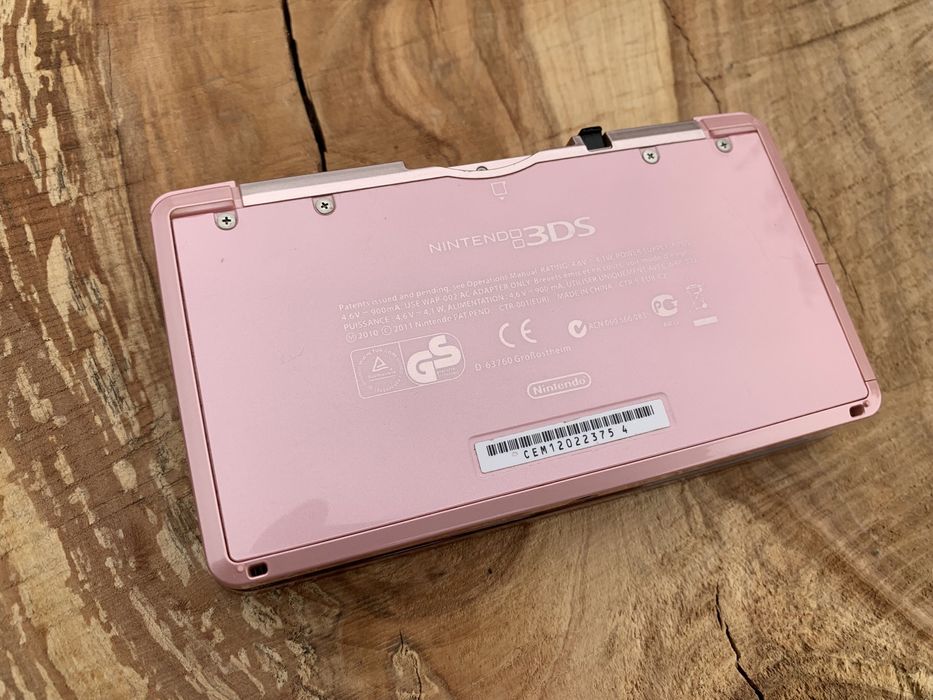 Nintendo 3DS Pink