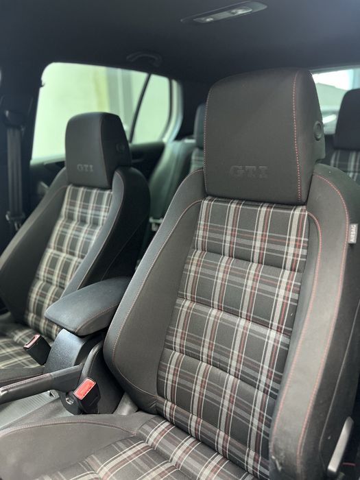 VOLKSWAGEN GOLF 6 GTI