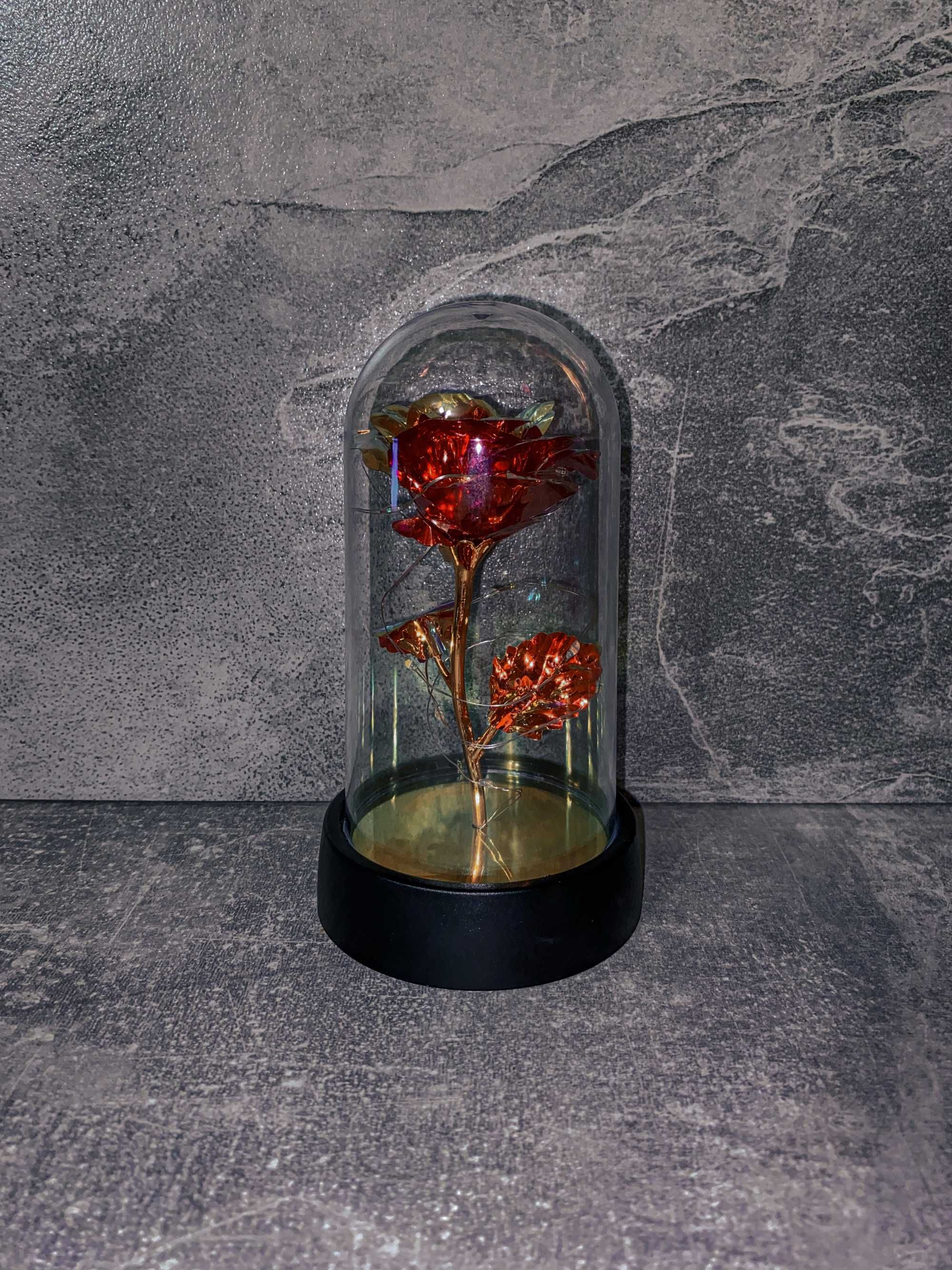 Вечная роза подарок цветы в колбе с светодиодной лентой на батарейках