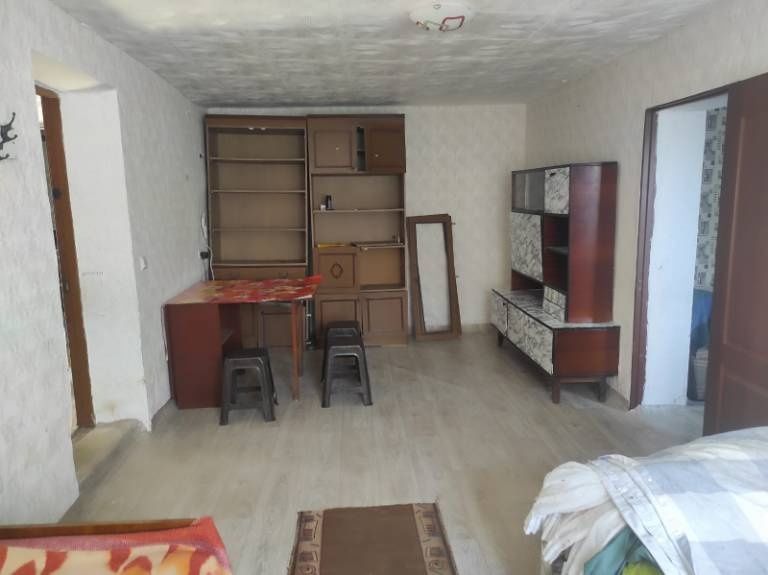 Здам  будинок  до 10 місць камунанльні включені  3 м. 90 тис.