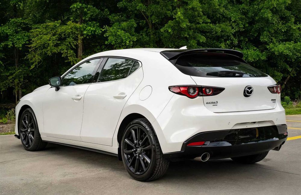 Mazda Mazda3      2023