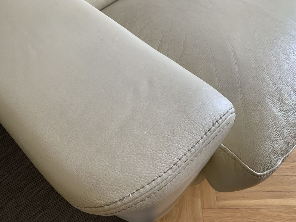 Skórzana kanapa z funkcja spania używana