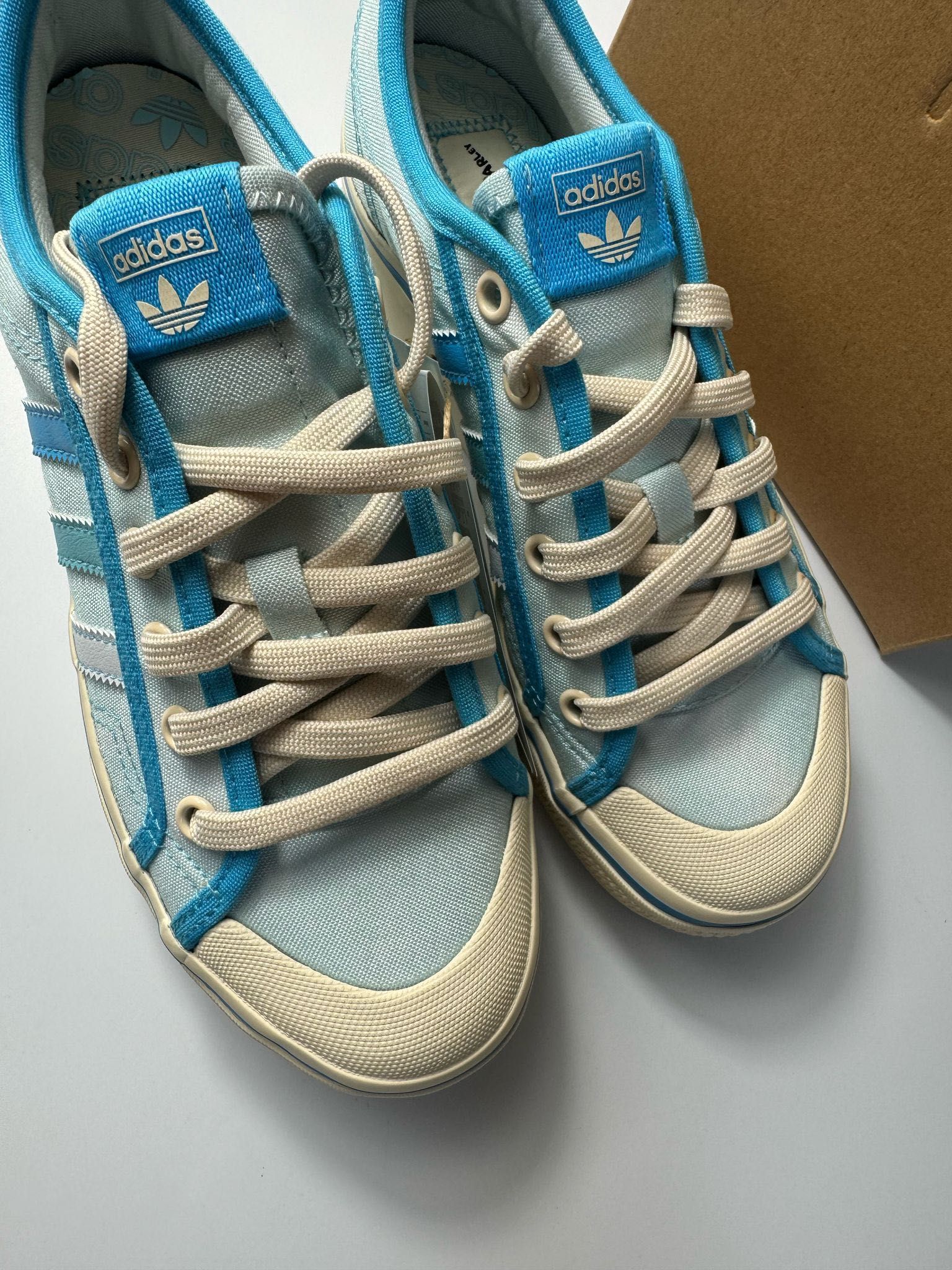 Nowe sneakersy ADIDAS PARLEY Nizza Platforma J błękitne 38 2/3