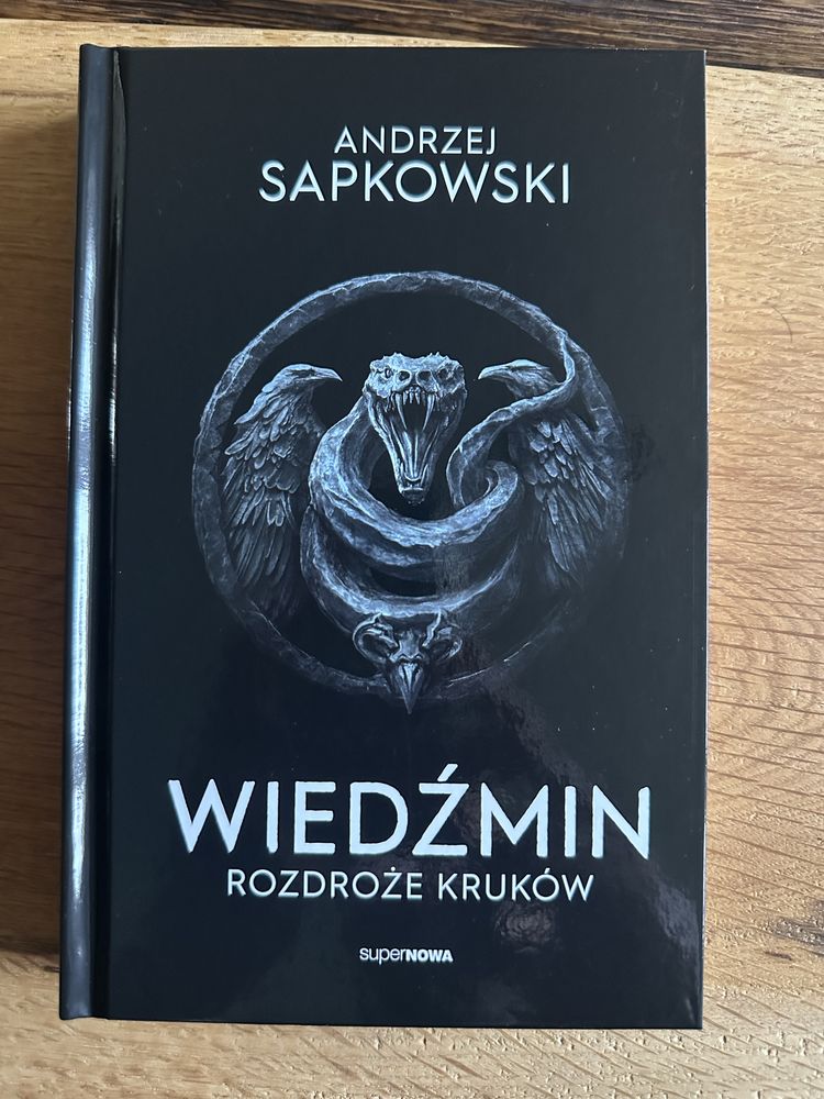 Rozdroże Kruków. Andrzej Sapkowski.