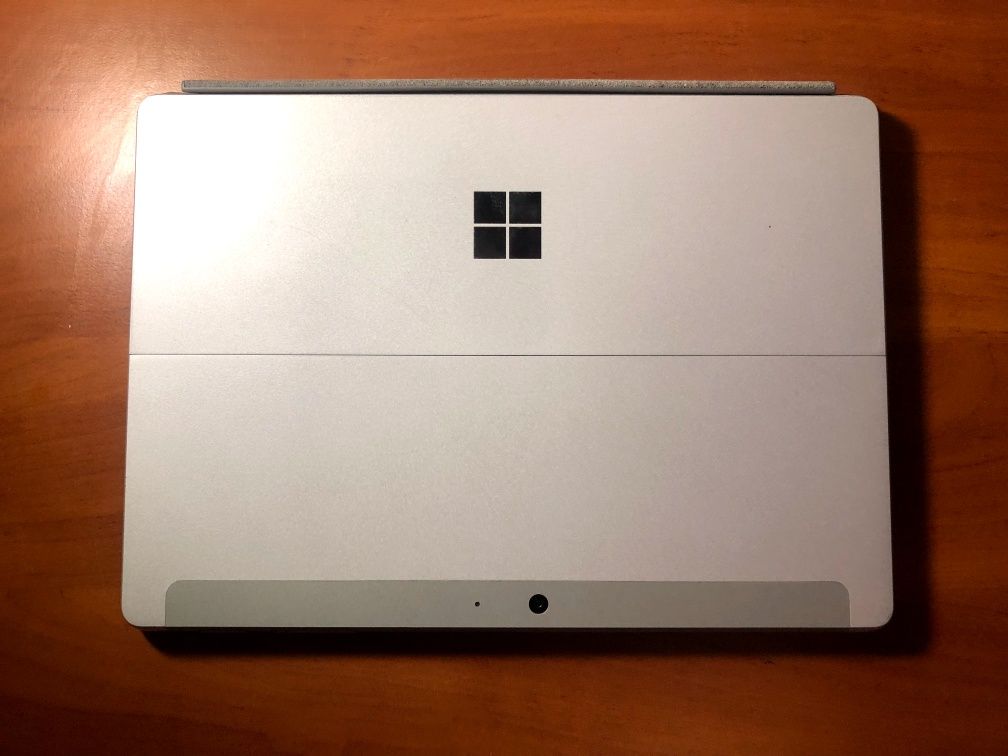 Surface Go 2 Laptop i Tablet 2 w 1