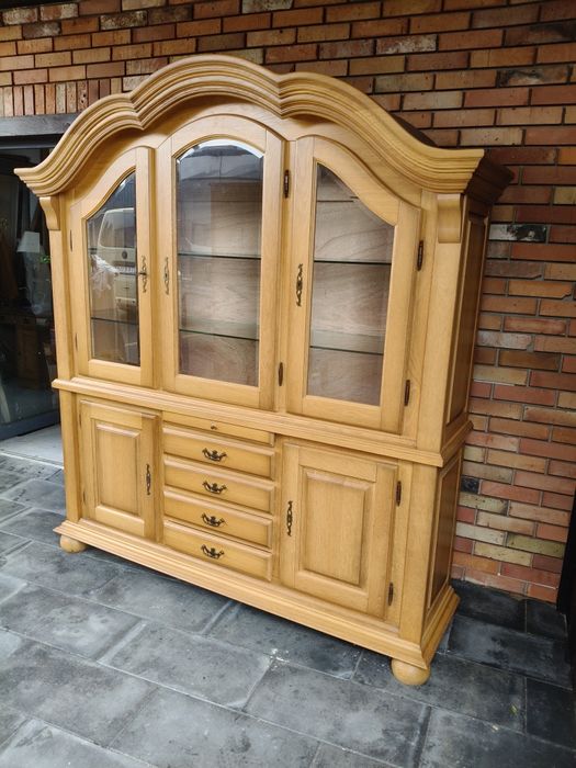 Kredens dębowy / witryna