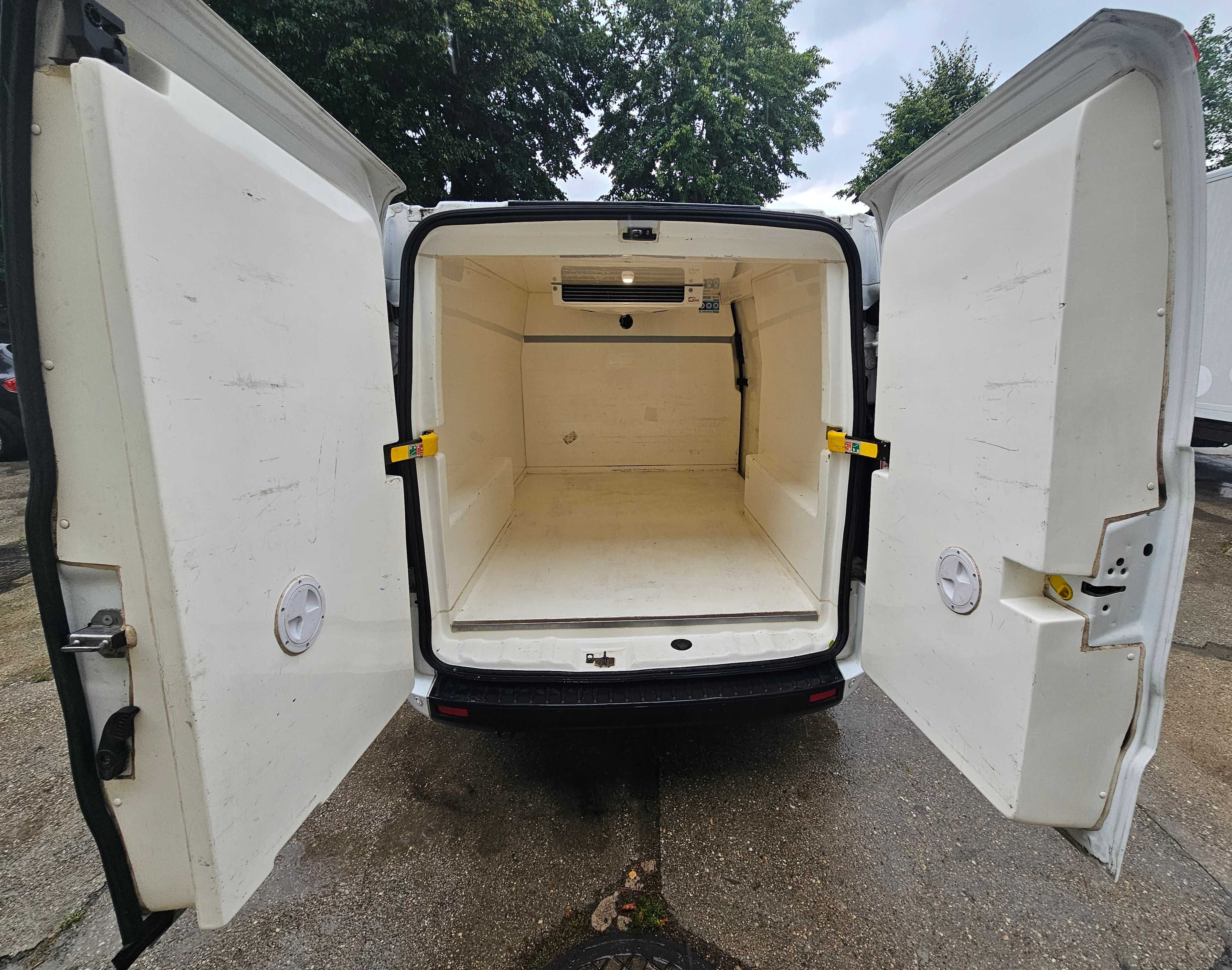 Ford Transit Custom 2,0dci Carier 300 220 volt Piękny Zadbany !!!