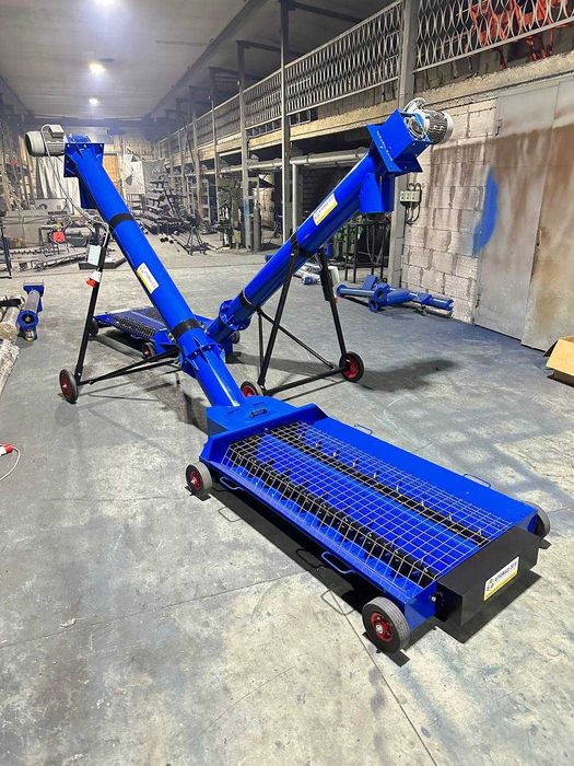 Шнековий навантажувач. Мобільний розвантажувач вагонів (Хопер)