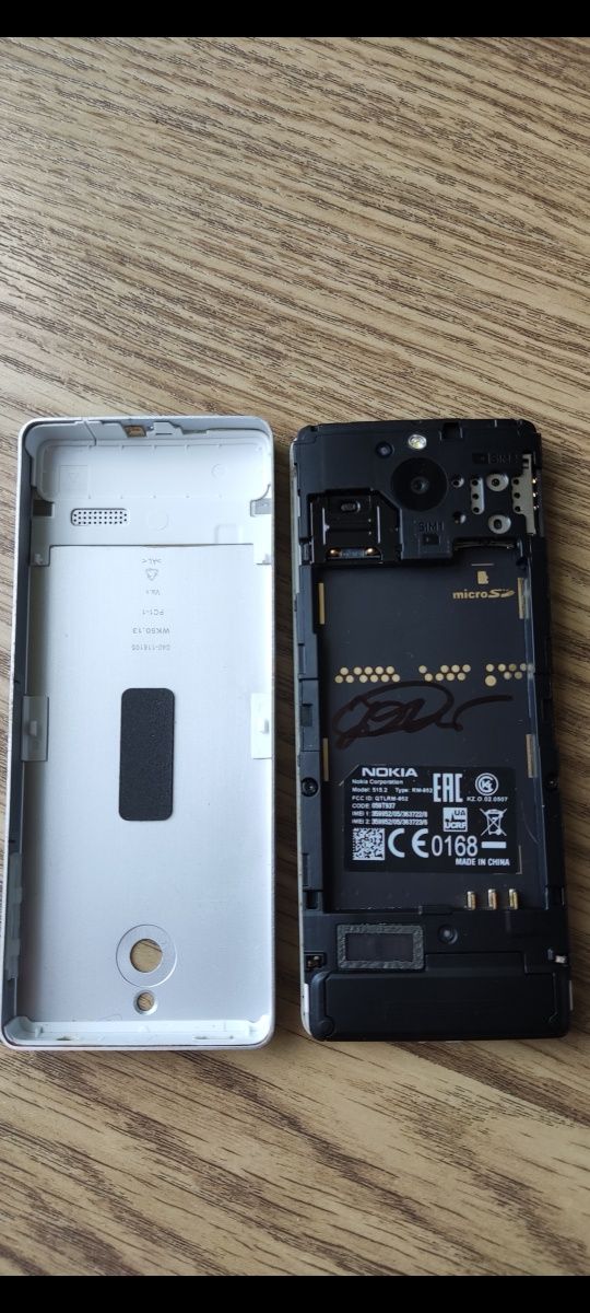 телефон Nokia 515 White Dual Sim+блютуз наушник(оригинал)