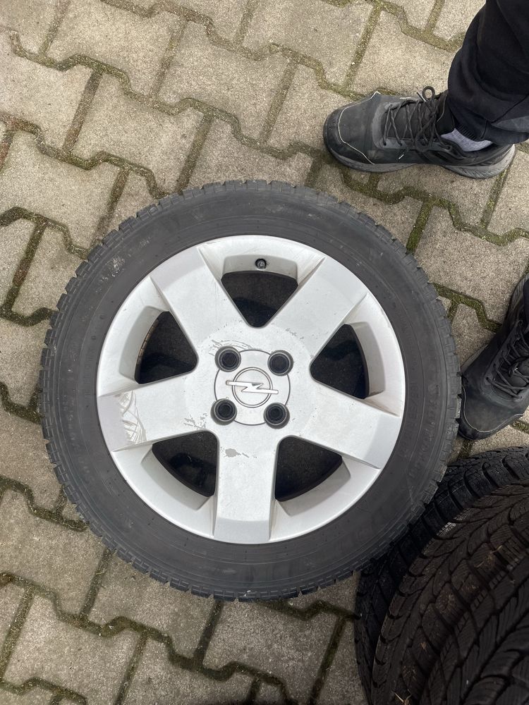 Kola felgi opel corsa c d e 15 cali 4x100 opony 185/55/15