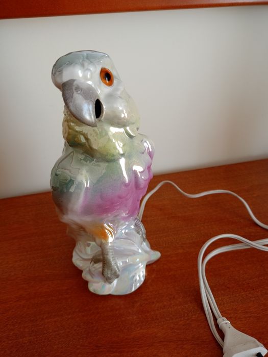 Piękna  porcelanowa lampka nocna- zapachowa