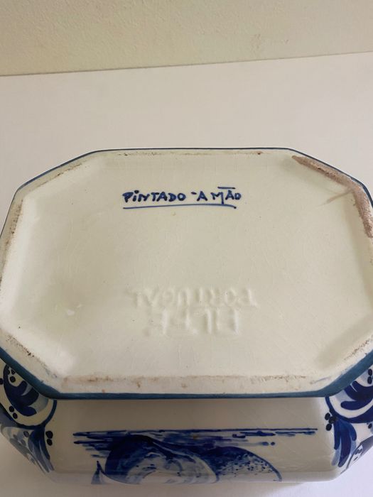 Terrina louça   Viana do Castelo pintada a mão. ALFE cerâmica