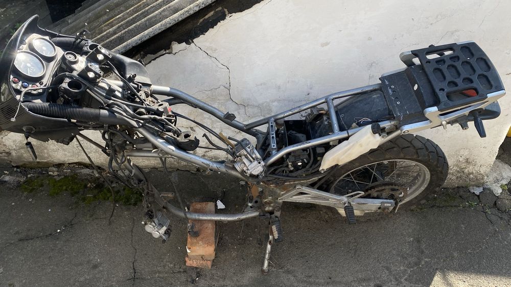 Kawasaki KLE під розбір