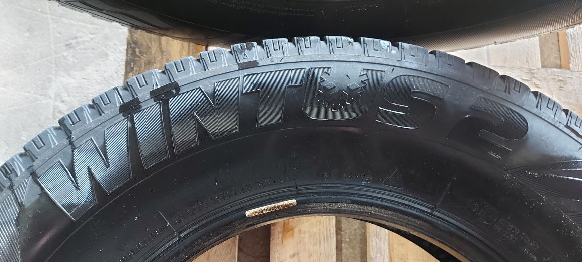 Opony zimowe 215/75/16C LASSA WINTUS 2