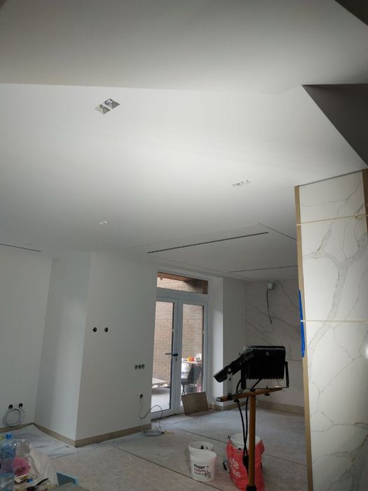 Поклейка обоев Днепр | Малярные работы, покраска стен и потолка