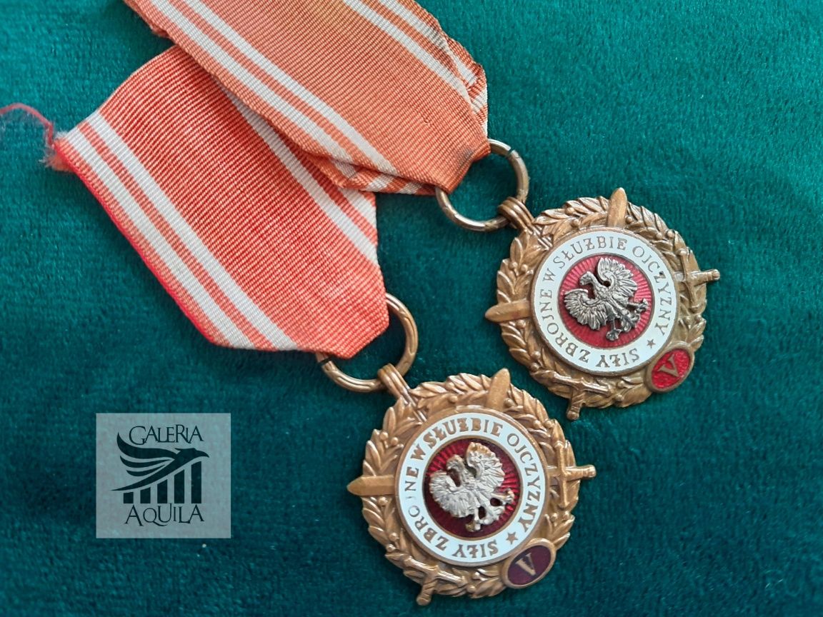 Siły Zbrojne w Służbie Ojczyzny (brązowy) dwie wersje medalu