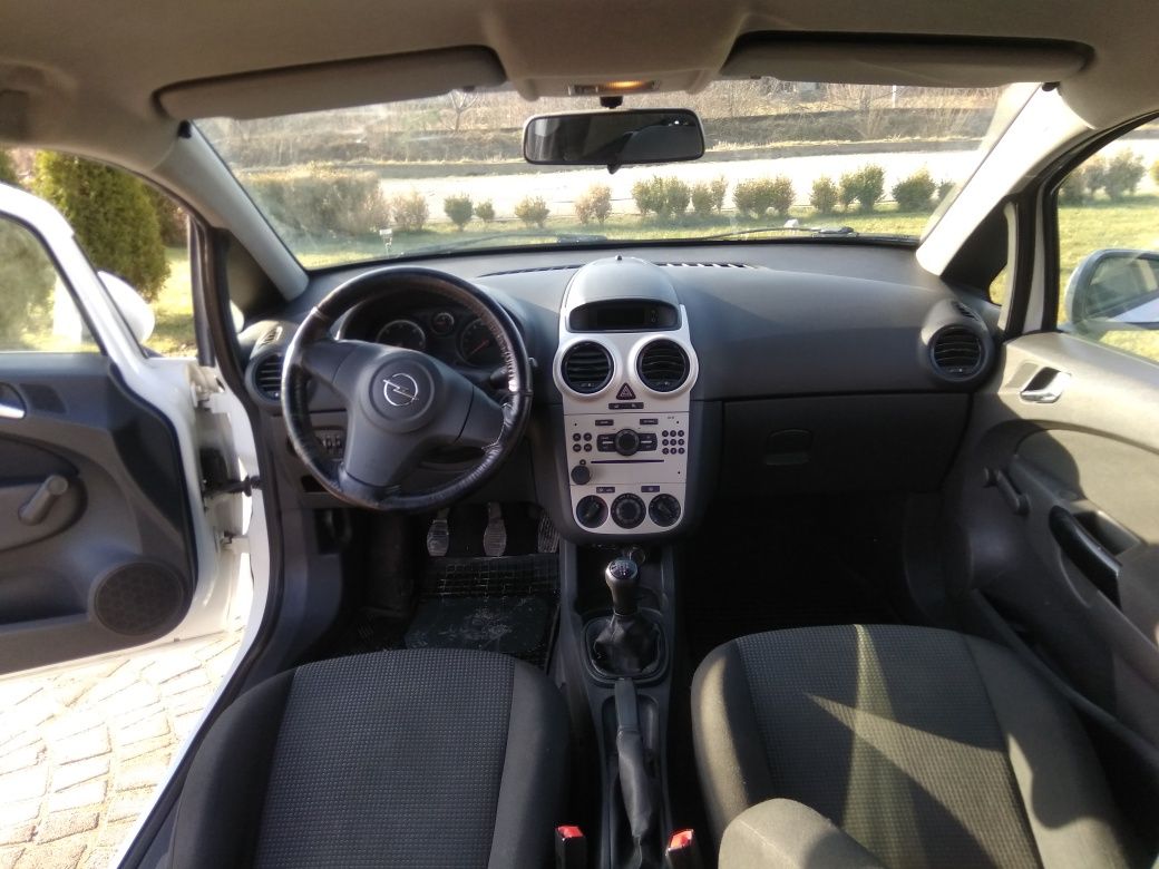 Opel Corsa D 1.3d 2010р