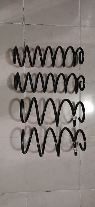 Комплект пружины Octavia a7 1.4