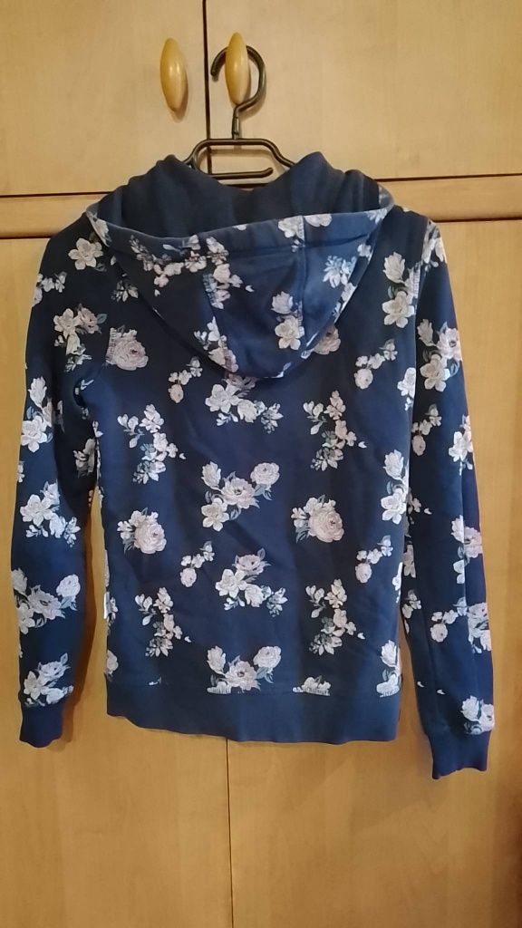 Bluza z zamkiem błyskawicznym