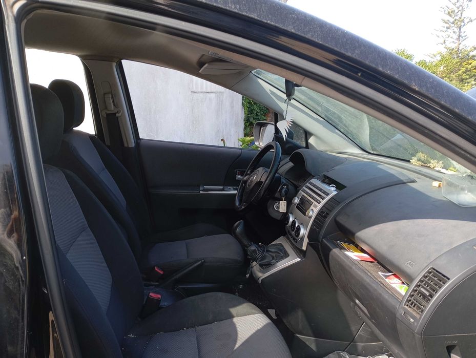 Mazda 5 para peças