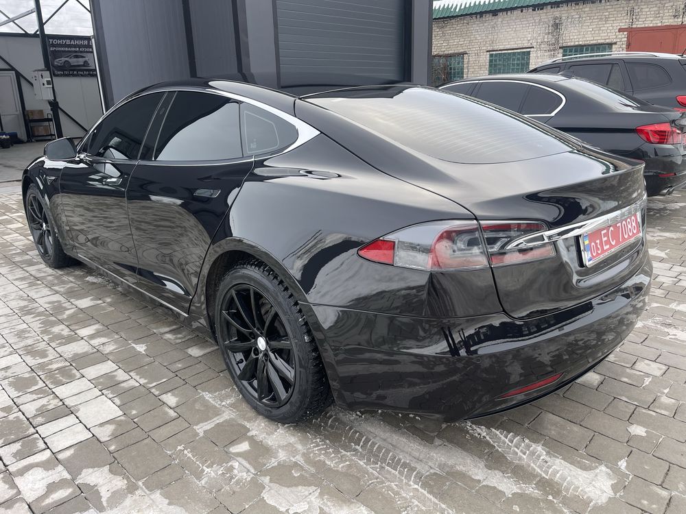 Tesla Model S Evropa