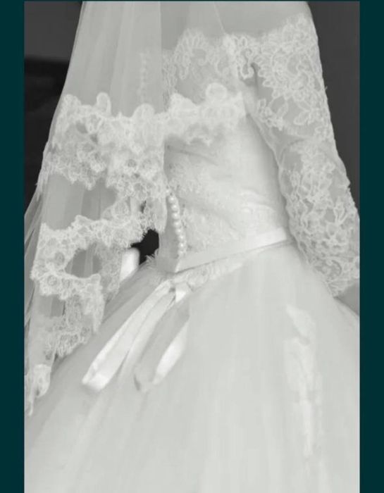 Свадебное платье