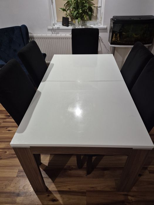 Stół biały połysk do jadalni