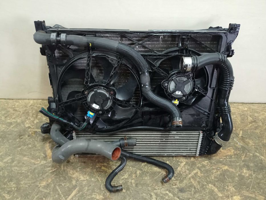 Renault Trafic 3 II Vivaro B komplet chłodnic wentylatory 1.6 DCI