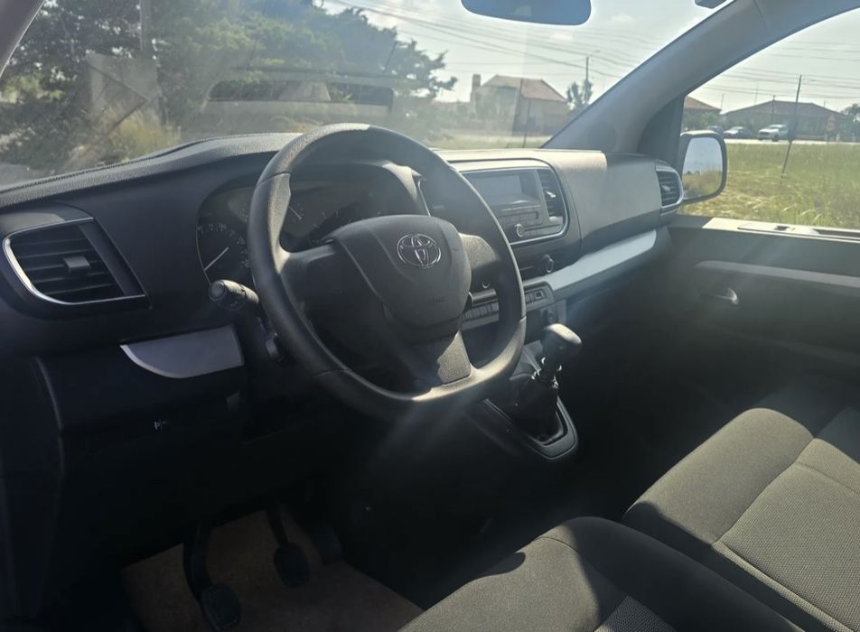 Proace ano 2019, gasoleo, 9 lugares. 19.500€