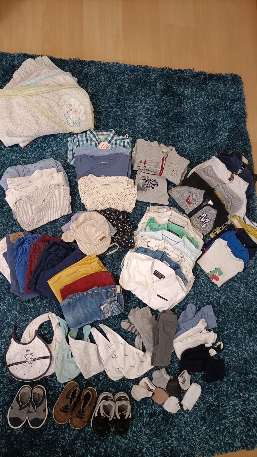 Lote roupa 50 peças 9/12 meses