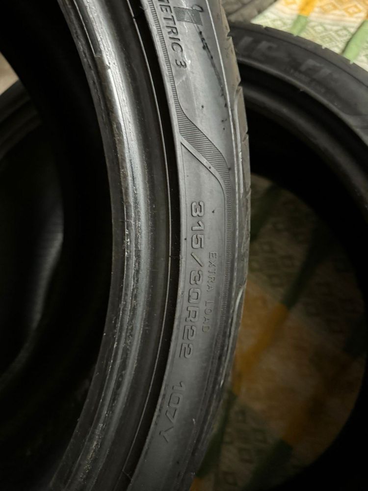 Літня резина GOODYEAR 315/30 R22  275/35 R22.