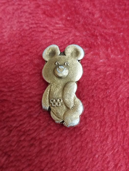 Продам значок...