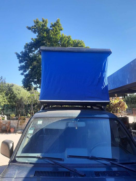 Tenda de tejadillo
