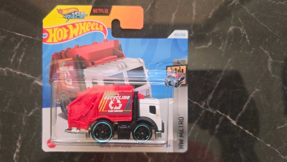Hot Wheels Total Disposal HW Metro 2024