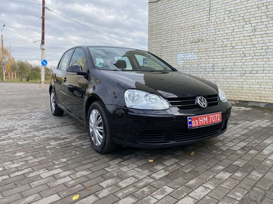 Продам автомобіль Фольцваген Гольф