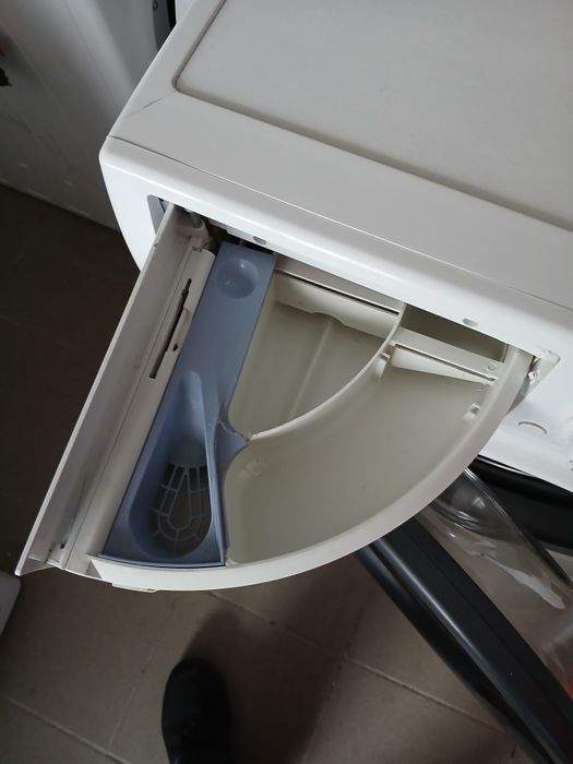 Пральна машина Bauknecht HWM 8F4 з Німеччини