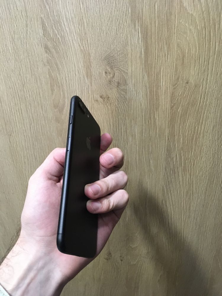 iPhone 7 plus 32/128/256 GB Black гарантія / телефон / оригінал