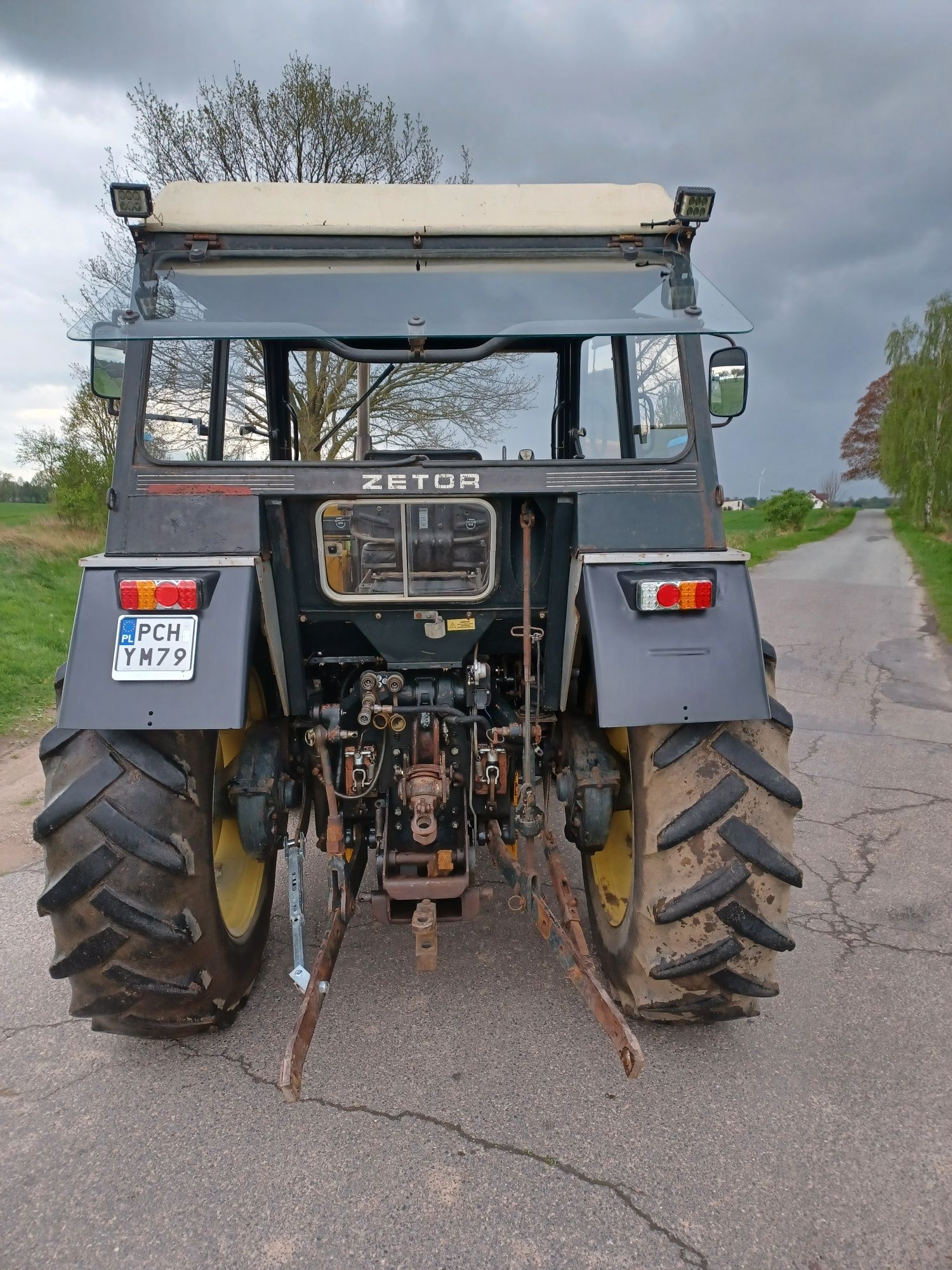 Zetor 7245 z ładowaczem