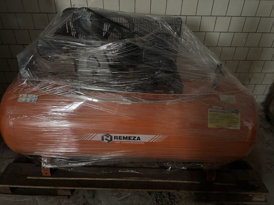 Компресор поршневий