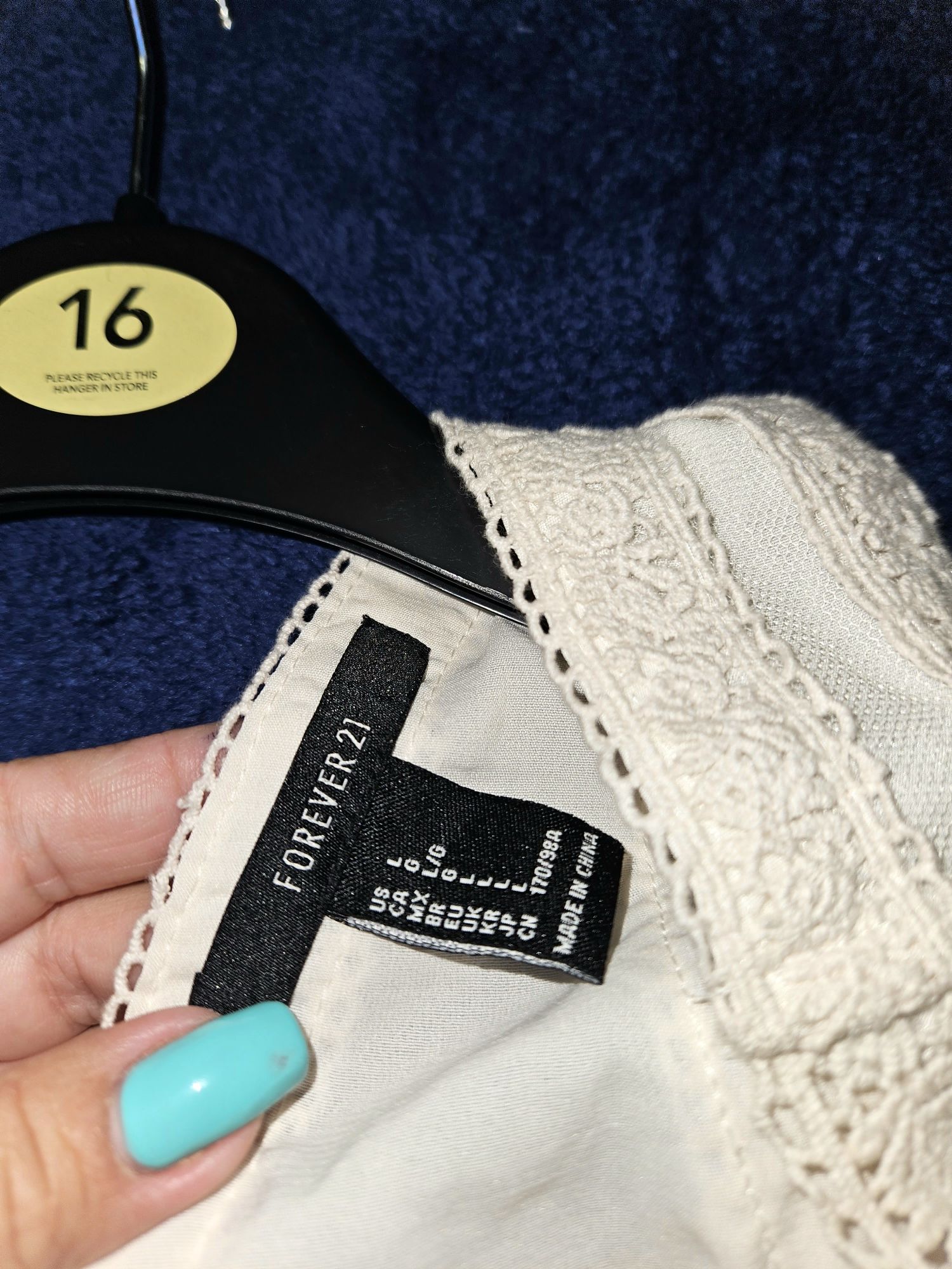 Нежнейшее нарядное  платье Forever 21