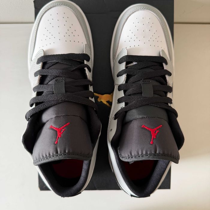 Jordan 1 Low
Light Smoke Grey (GS) - 38.5