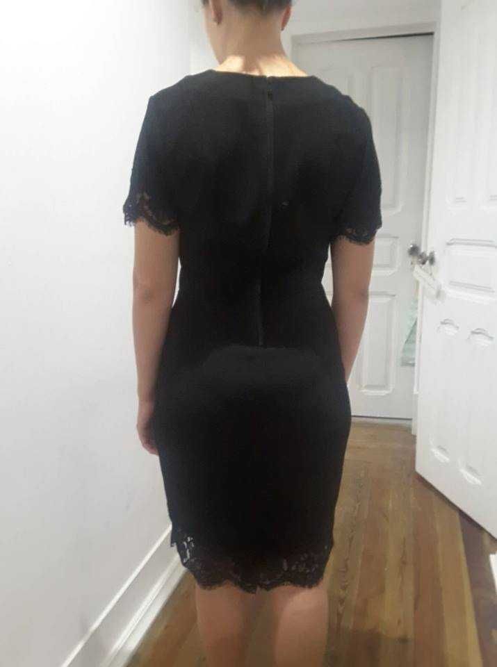 Vestido Liso com Aplicações de Renda H&M