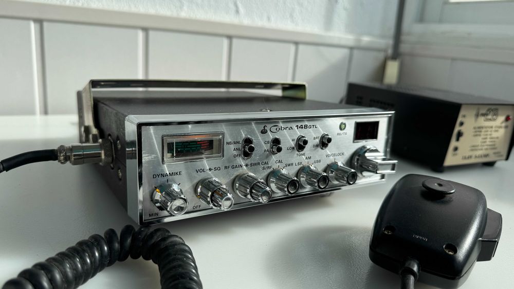 Rádio CB Cobra 148 GTL + Medidor de Estacionárias + Fonte estabilizada