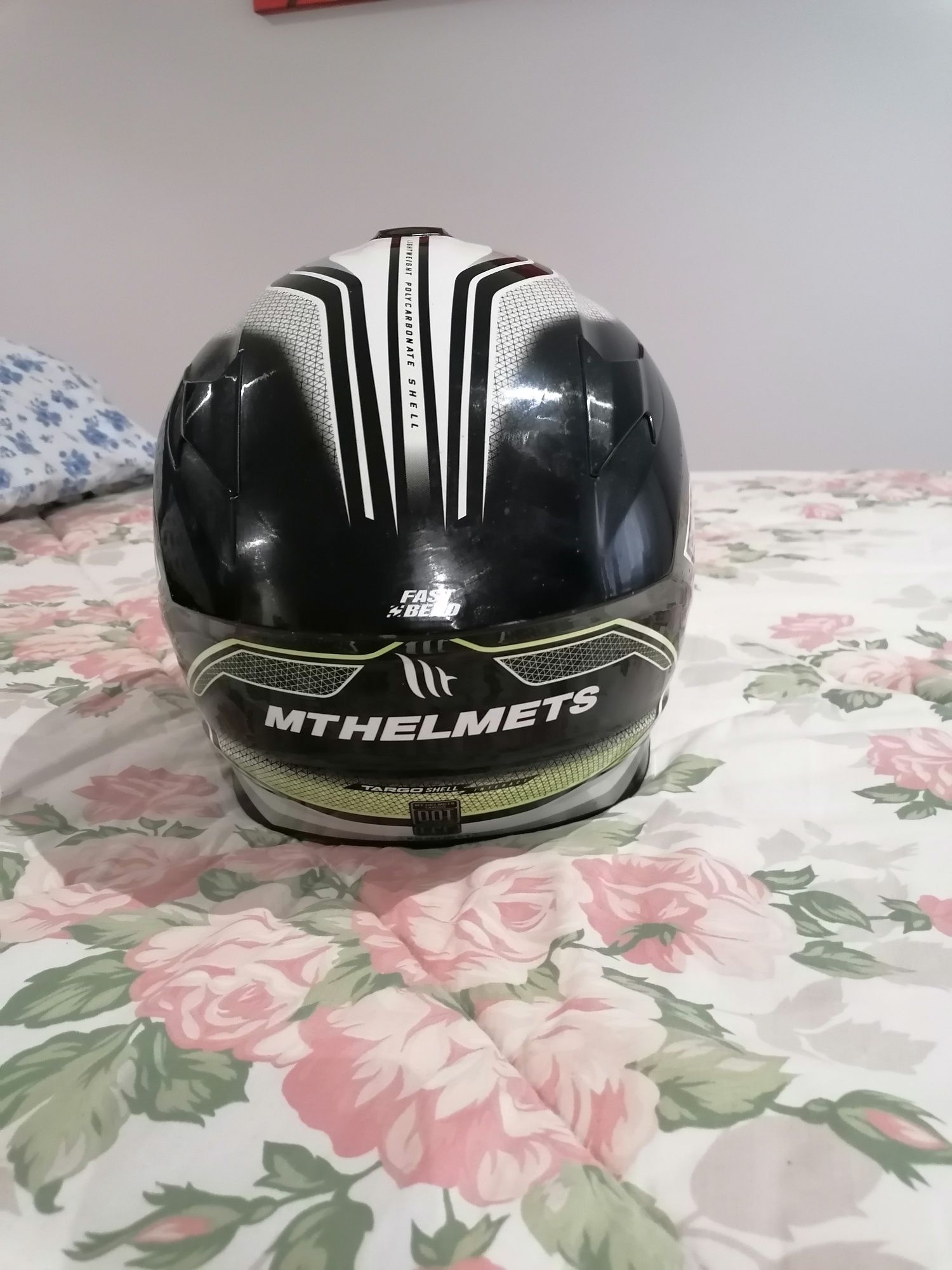 Capacete MT Helmets