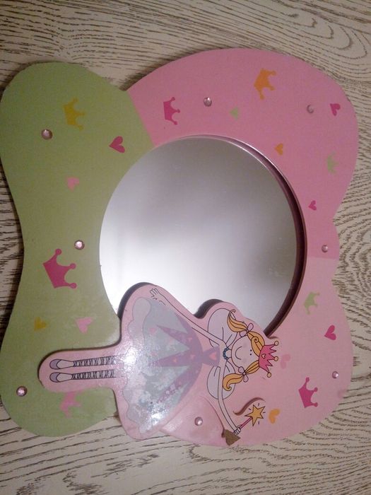 Дзеркало на стіну